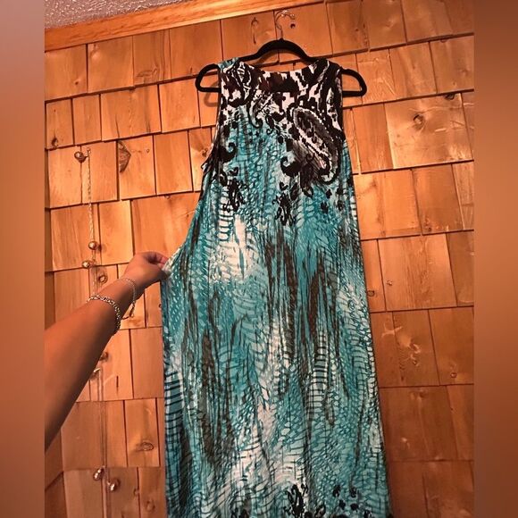 Avenue Multi Color Pleated Maxi Dress Size 18/20 - Picture 7 of 16